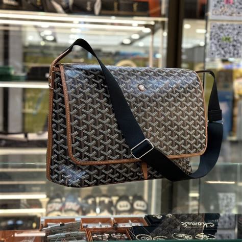 Goyard 銀包的價格推薦 .